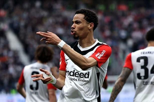 IM电竞官网-记者：纽卡和曼联仍是争夺埃基蒂克最为积极的两家俱乐部