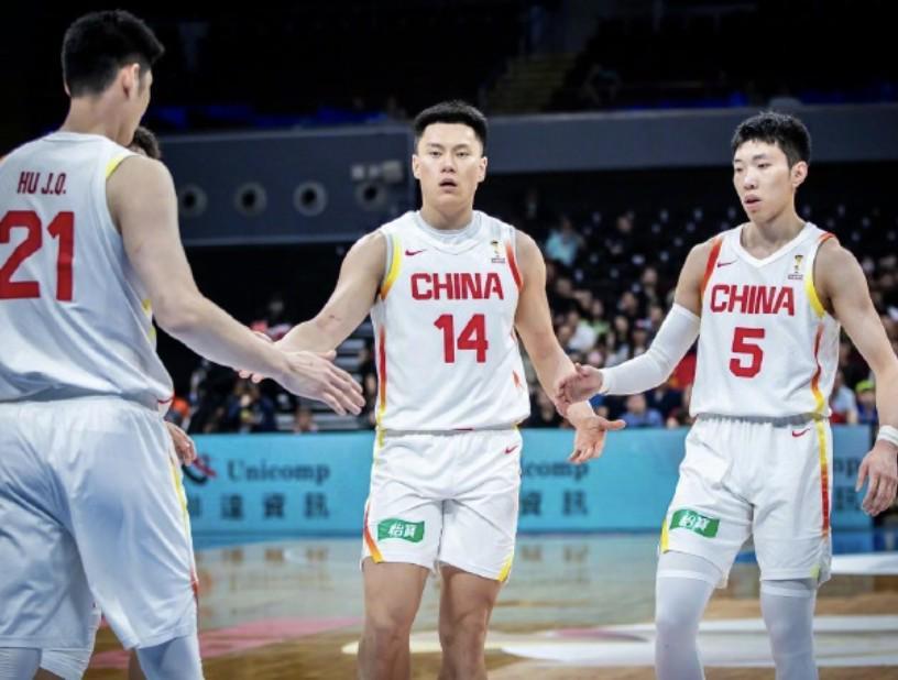 IM电竞官方网站-记者:上海队延长李弘权假期,让新晋奶爸享受初为人父的喜悦